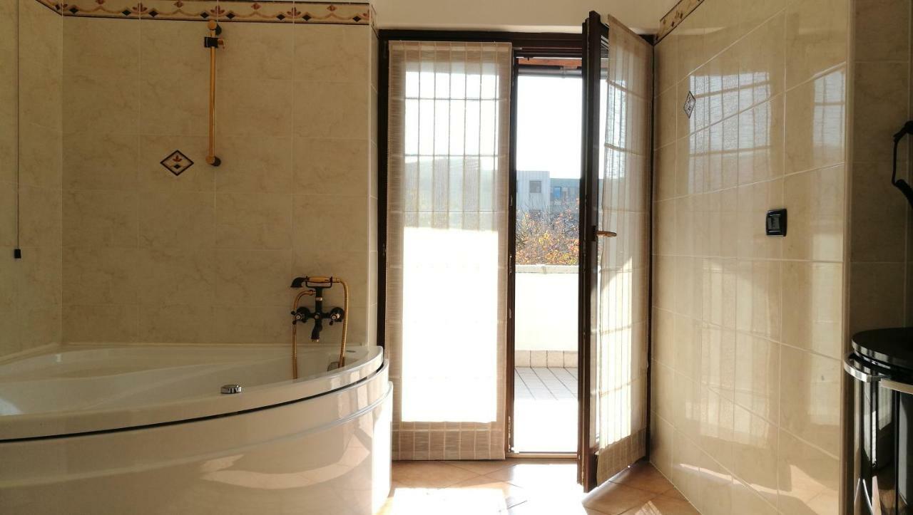 Le Cicogne Bed & Breakfast Rovereto  Exterior foto